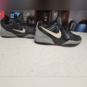 Nike Ja 2 Sneaker Boy 6.5